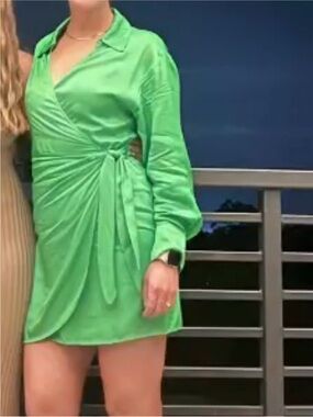 H&M Kelly Green Wrap Mini Dress with Tie